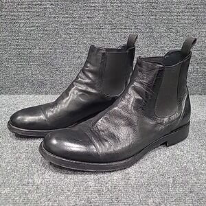 Frye Black Leather Chelsea Chukka Boots